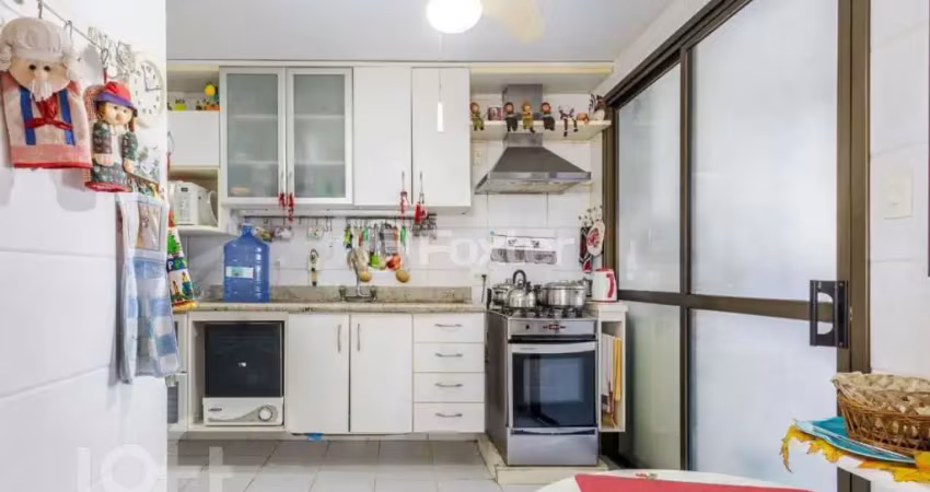 Apartamento com 3 quartos à venda na Rua Professor Langendonck, 218, Petrópolis, Porto Alegre