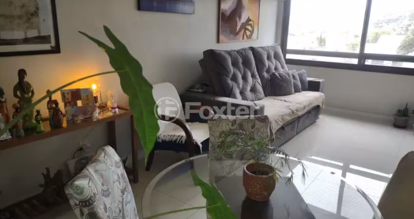 Apartamento com 3 quartos à venda na Travessa Escobar, 193, Camaquã, Porto Alegre