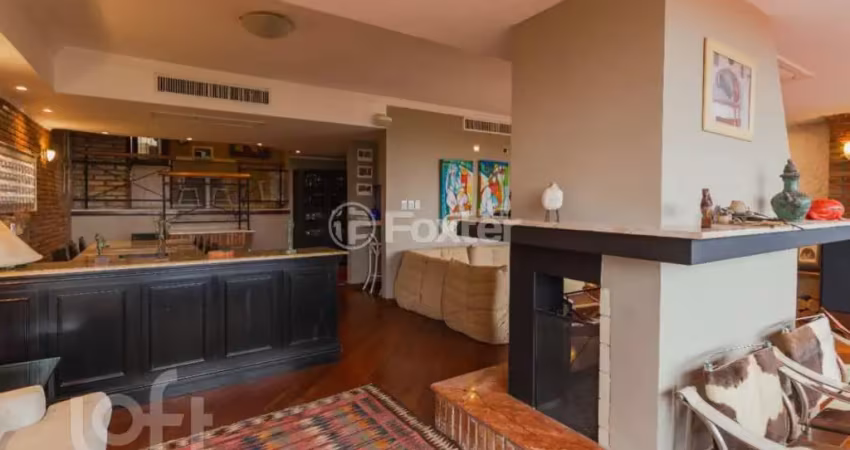 Casa com 3 quartos à venda na Rua Cariri, 715, Vila Assunção, Porto Alegre