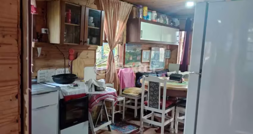 Casa com 2 quartos à venda na Rua Leon Denis, 271, Stella Maris, Alvorada