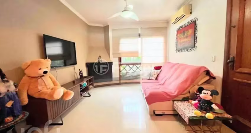 Casa com 3 quartos à venda na Rua Josué Guimarães, 252, Espírito Santo, Porto Alegre