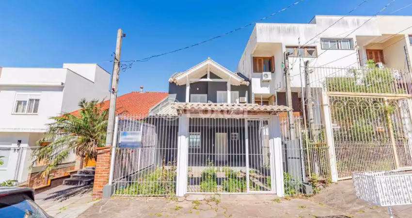 Casa com 3 quartos à venda na Avenida Altos do Santa Rita, 400, Aberta dos Morros, Porto Alegre