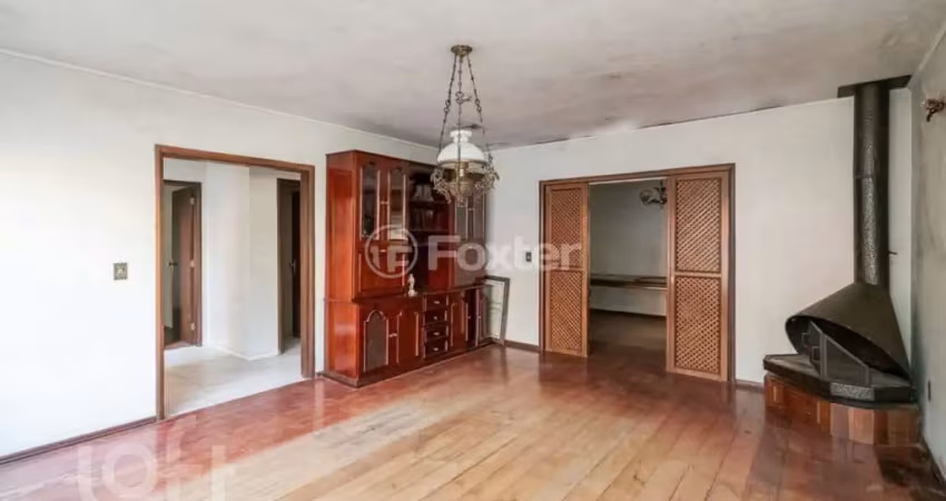 Casa com 3 quartos à venda na Rua Indianápolis, 140, Três Figueiras, Porto Alegre