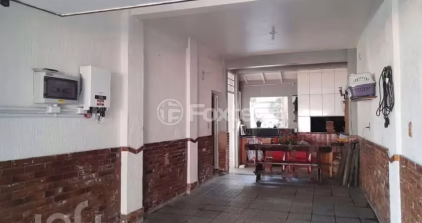Casa com 5 quartos à venda na Rua Maringá, 57, Parque da Matriz, Cachoeirinha