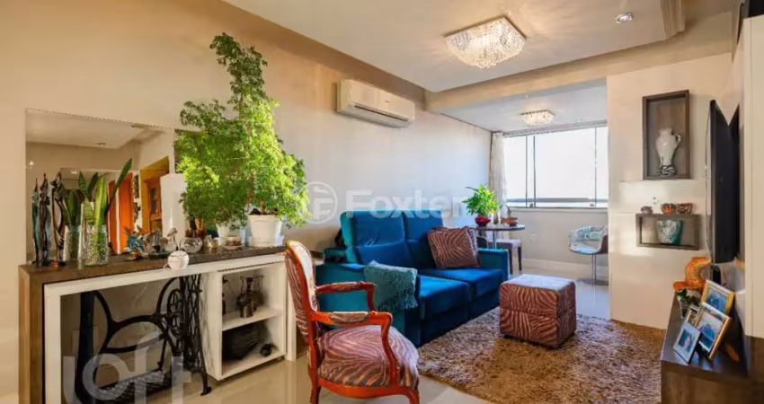 Apartamento com 3 quartos à venda na Avenida General Barreto Viana, 1074, Chácara das Pedras, Porto Alegre