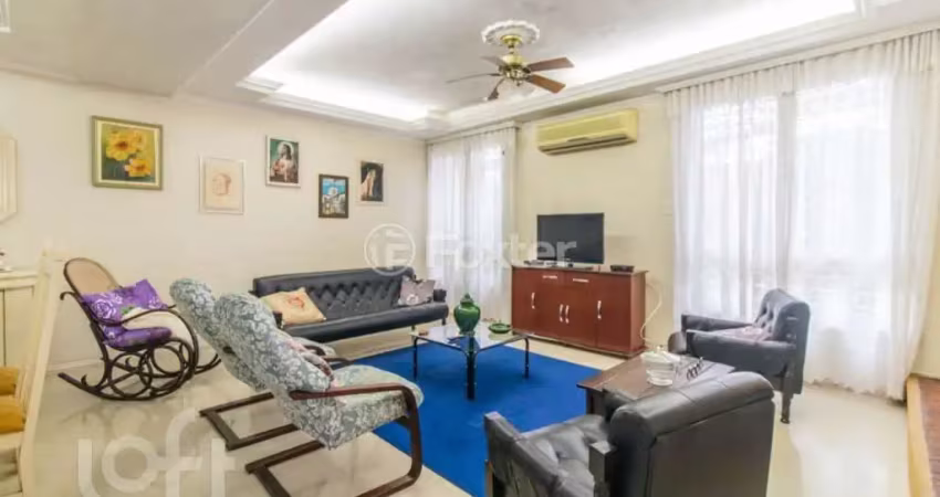 Casa com 3 quartos à venda na Travessa Marechal Bormann, 78, Teresópolis, Porto Alegre
