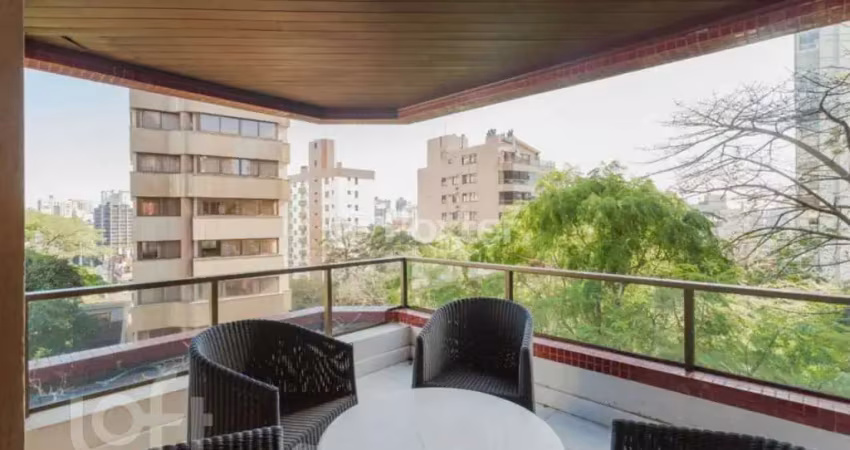 Apartamento com 3 quartos à venda na Rua Pedro Weingartner, 168, Rio Branco, Porto Alegre