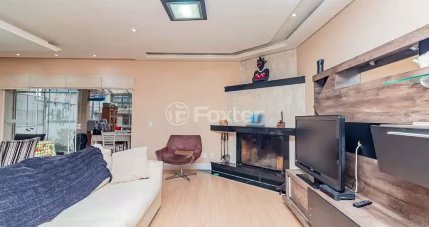 Casa com 5 quartos à venda na Rua Beberibe, 148, São Sebastião, Porto Alegre
