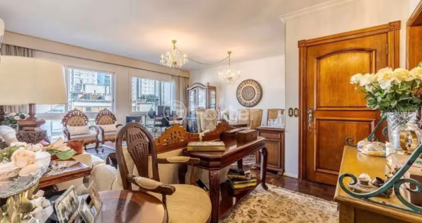 Apartamento com 3 quartos à venda na Avenida Coronel Lucas de Oliveira, 1380, Bela Vista, Porto Alegre