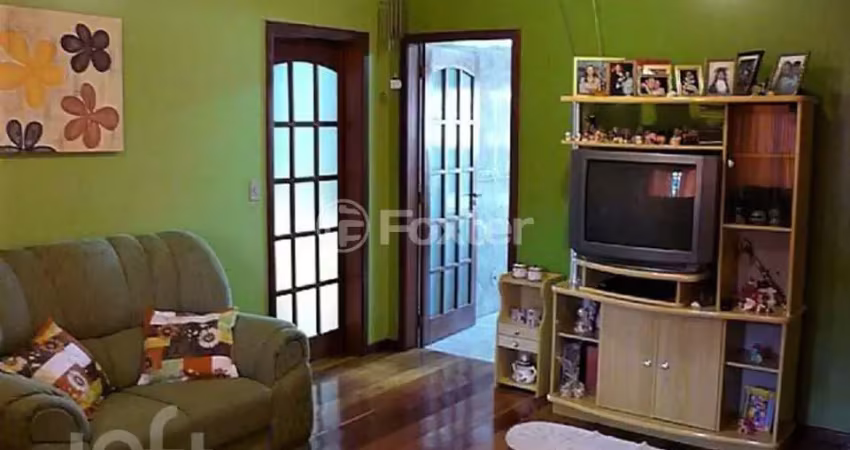Casa com 3 quartos à venda na Rua Argentina, 343, São José, Canoas