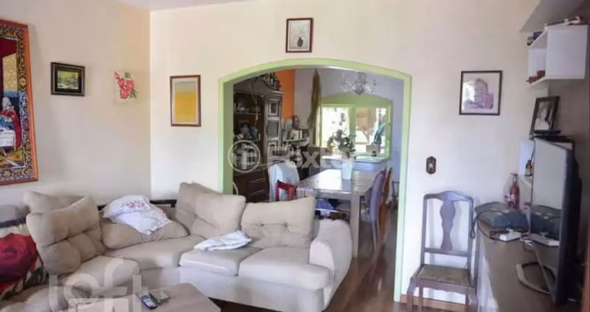 Casa com 3 quartos à venda na Rua Uruguai, 878, São José, Canoas