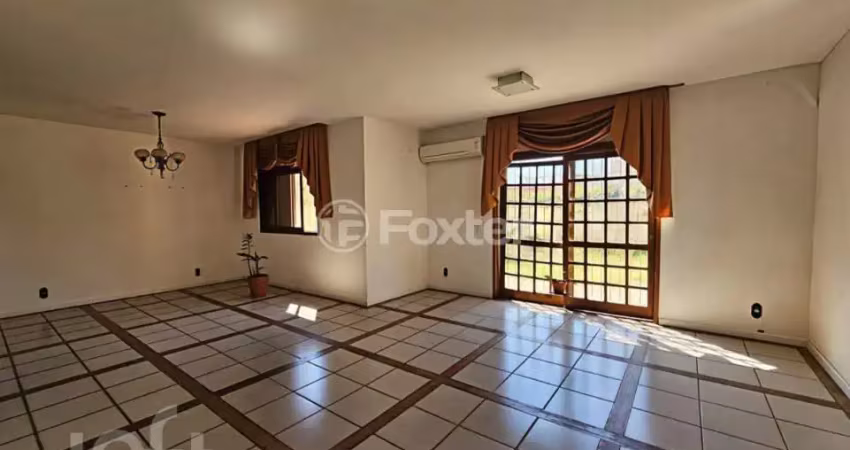 Casa com 4 quartos à venda na Rua Evangelina Porto, 425, Vila João Pessoa, Porto Alegre