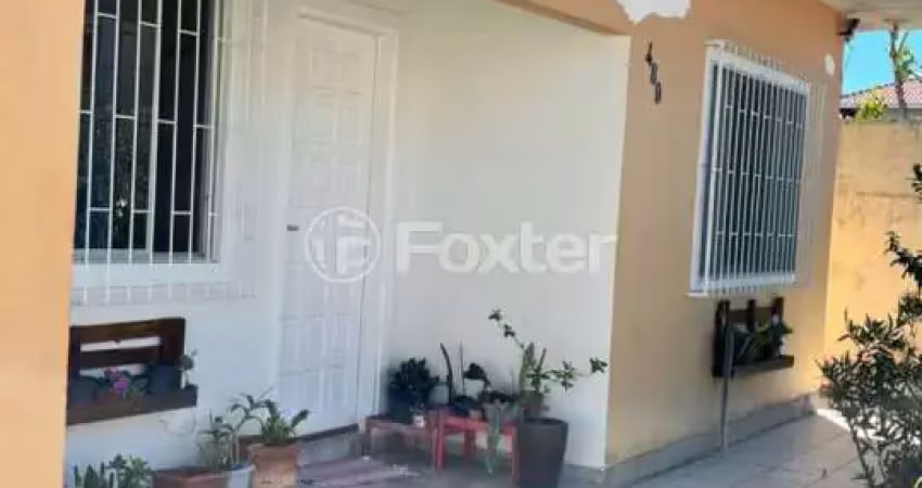 Casa com 2 quartos à venda na Rua Raimundo Starosky, 489, Carianos, Florianópolis