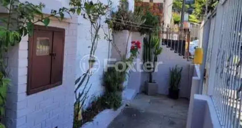 Casa com 2 quartos à venda na Rua José Madrid, 59, Jardim Carvalho, Porto Alegre