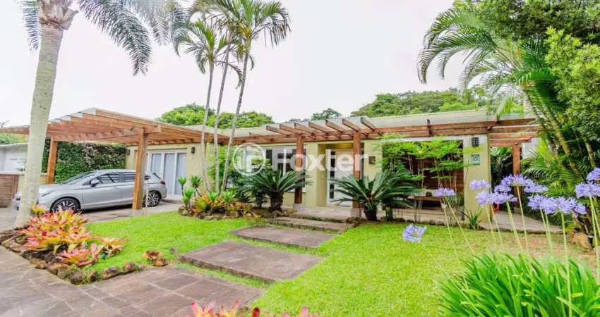 Casa em condomínio fechado com 3 quartos à venda na Avenida Coronel Marcos, 1334, Pedra Redonda, Porto Alegre