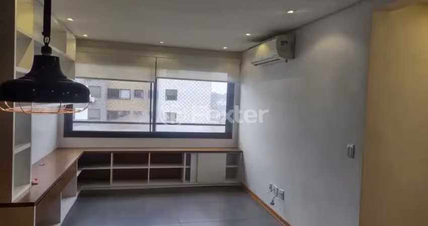 Apartamento com 2 quartos à venda na Travessa Escobar, 193, Camaquã, Porto Alegre