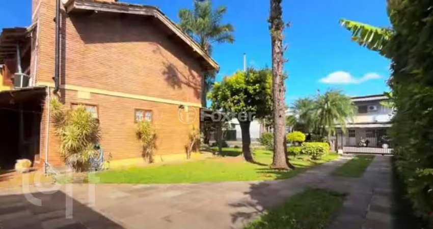 Casa com 3 quartos à venda na Rua Nemes Rodrigues Barbosa, 60, Lomba Grande, Novo Hamburgo