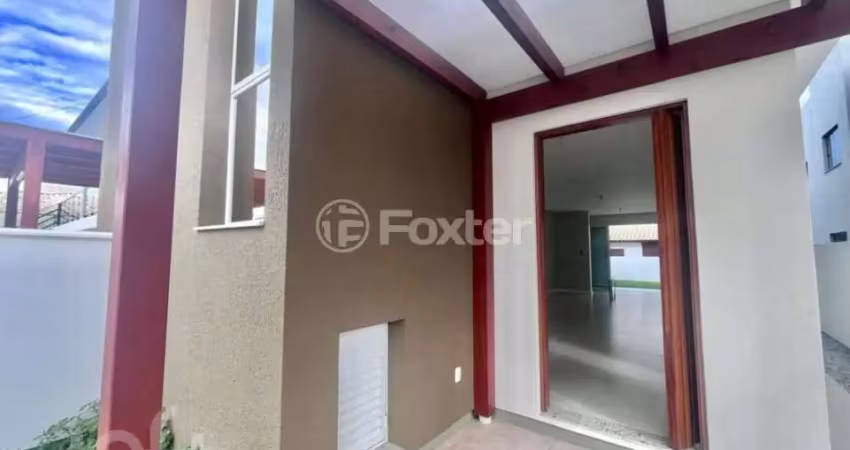 Casa com 3 quartos à venda na Rua Maria Geraldina Ramos, 784, Carianos, Florianópolis