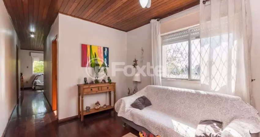Casa com 4 quartos à venda na Rua Tobias Barreto, 369, Partenon, Porto Alegre