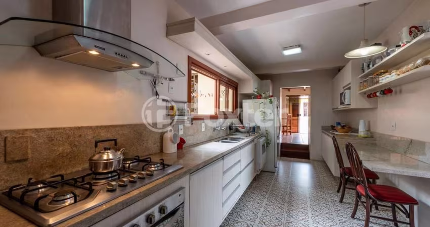 Casa com 5 quartos à venda na Rua Mutualidade, 48, Santa Tereza, Porto Alegre