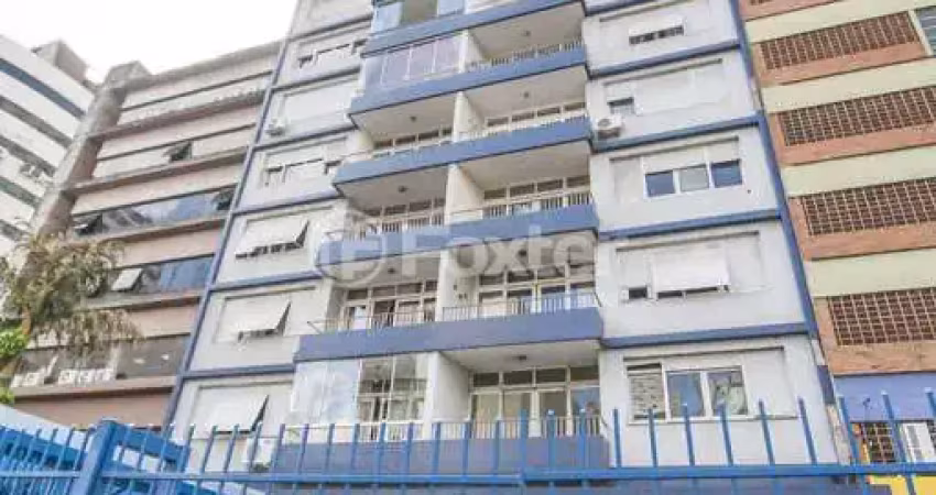 Apartamento com 3 quartos à venda na Avenida Mauá, 841, Centro Histórico, Porto Alegre