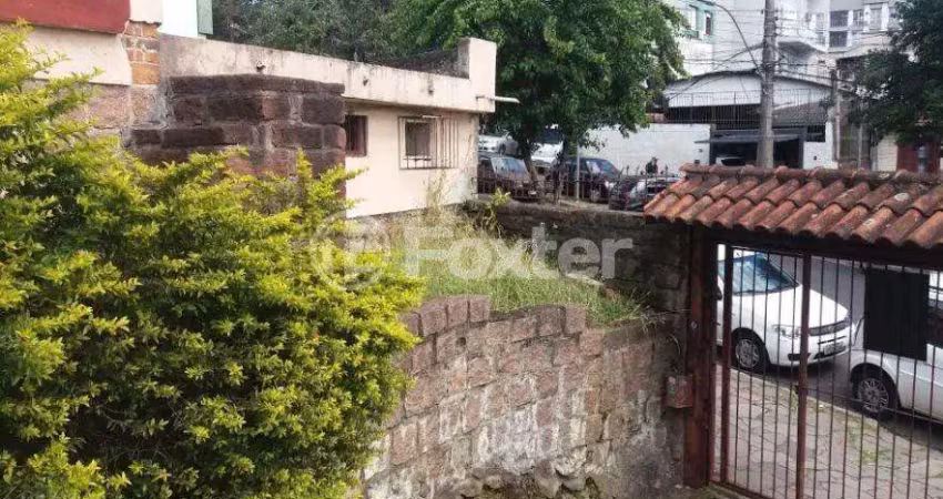 Casa com 3 quartos à venda na Rua Doutor Ernesto Ludwig, 43, Chácara das Pedras, Porto Alegre
