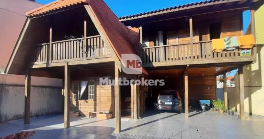Casa com 3 quartos à venda na Rua Jacarezinho, 790, Pineville, Pinhais