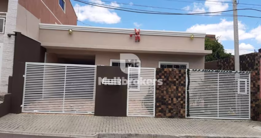 Casa com 3 quartos à venda na Rua Madame Curie, 94, Pinheirinho, Curitiba