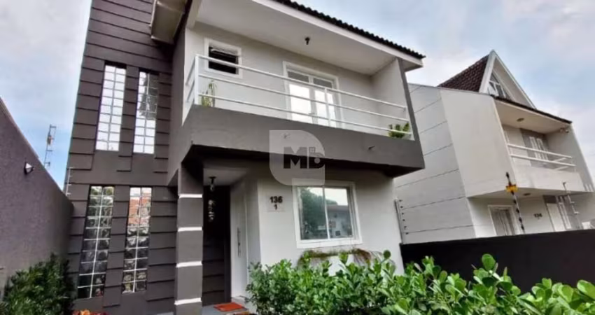 Casa com 3 quartos à venda na Rua Fernando de Noronha, 1, Santa Cândida, Curitiba