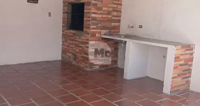 Casa com 3 quartos à venda na Rua Atílio Pioto, 3440, Jardim das Américas, Curitiba
