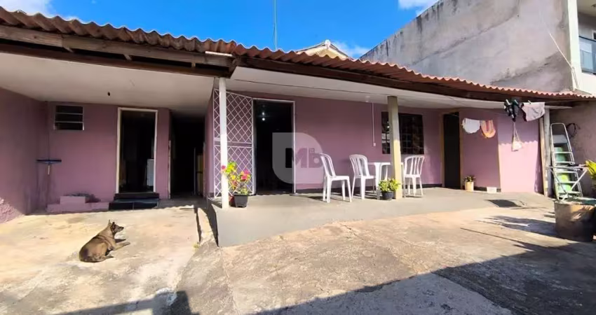 Casa com 4 quartos à venda na Luiza Maria Kinopik, 200, Costeira, Araucária
