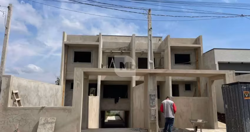 Casa com 3 quartos à venda na Rua José Tyrka, 268, Sabiá, Araucária