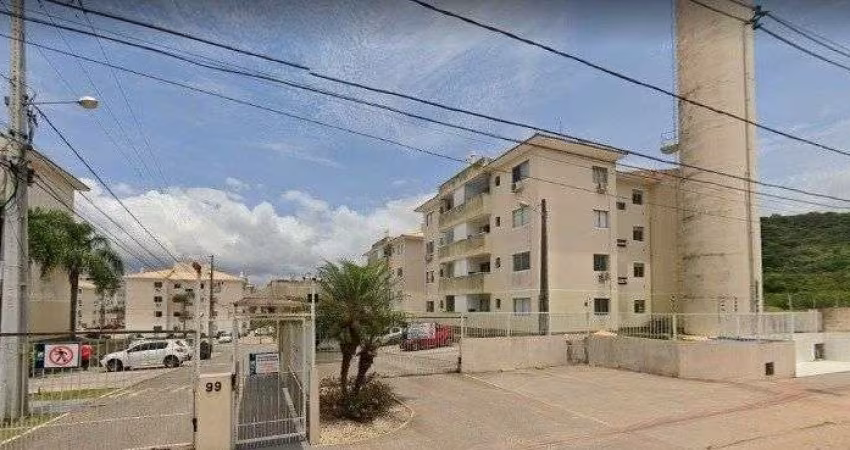 Apartamento a venda de 02 Dormitórios com piscina no condomínio em Areias - São José-SC