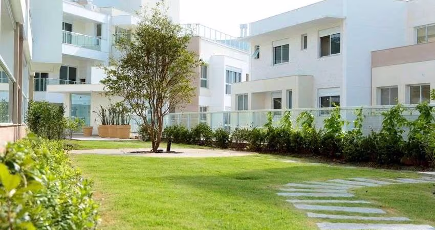 Apartamento semi-mobiliado para locação com vista mar localizado em João Paulo - Florianópolis - SC