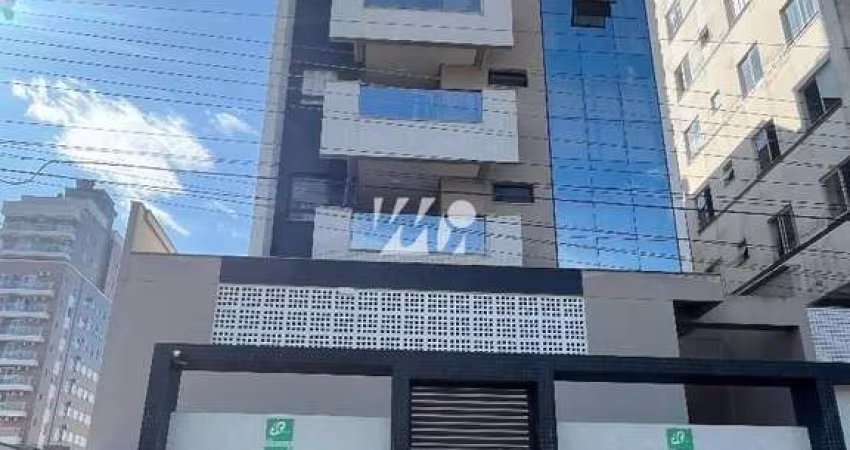 Apartamento semi-mobiliado com móveis planejados, 2 quartos sendo 1 suíte no Pedra Branca/Palhoça SC
