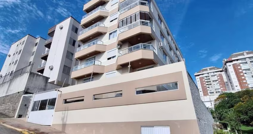 Apartamento mobiliado com 3 quartos, suíte e sacada com churrasqueira - Coloninha, Florianópolis/SC