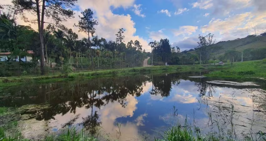 Terreno em condomínio rural a venda com área de 681,70 em Santo Amaro da Imperatriz-SC
