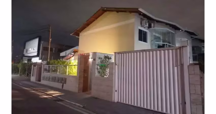 Sobrado de 3 dormitórios semi-mobiliado em forquilhas, são josé-sc.