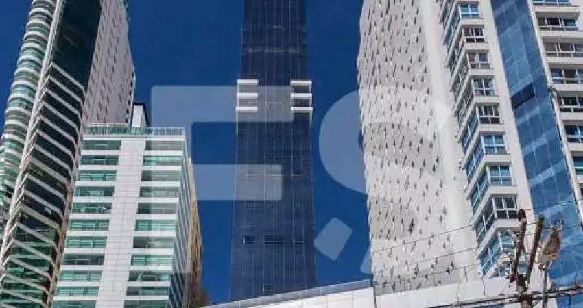 Apartamento mobiliado  frente mar sendo 04 suítes e 04 vagas na barra sul em balneário camboriú, sc