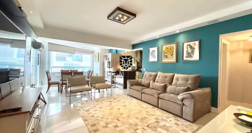 Apartamento garden com cozinha gourmet, forno de pizza,  piscina e  jacuzzi, a 8