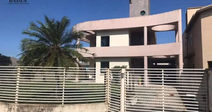 Casa com 3 quartos à venda na Rua Braúlio João Cordeiro, 69, Barra da Lagoa, Florianópolis