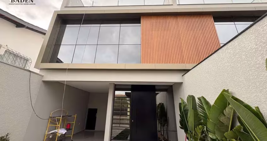 Casa com 3 quartos à venda na Rua 2070, 811, Centro, Balneário Camboriú