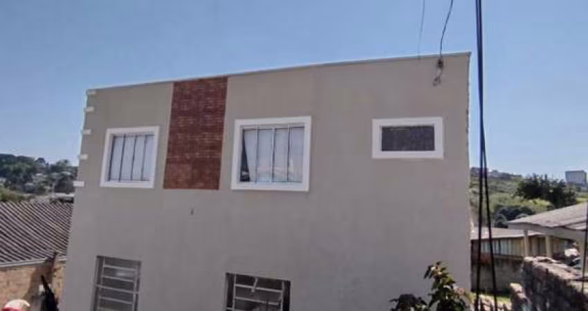 Casa Residencial com 3 quartos  à venda, 38.00 m2 por R$270000.00  - Contorno - Ponta Grossa/PR