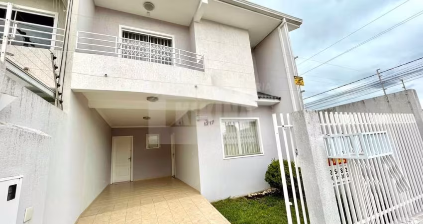 Sobrado com 3 quartos  à venda, 140.00 m2 por R$570000.00  - Orfas - Ponta Grossa/PR