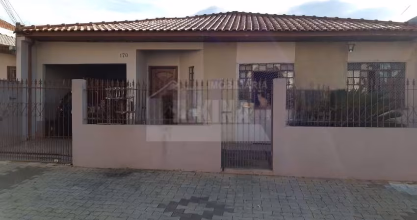 Casa Residencial com 4 quartos  à venda, 140.00 m2 por R$420000.00  - Uvaranas - Ponta Grossa/PR