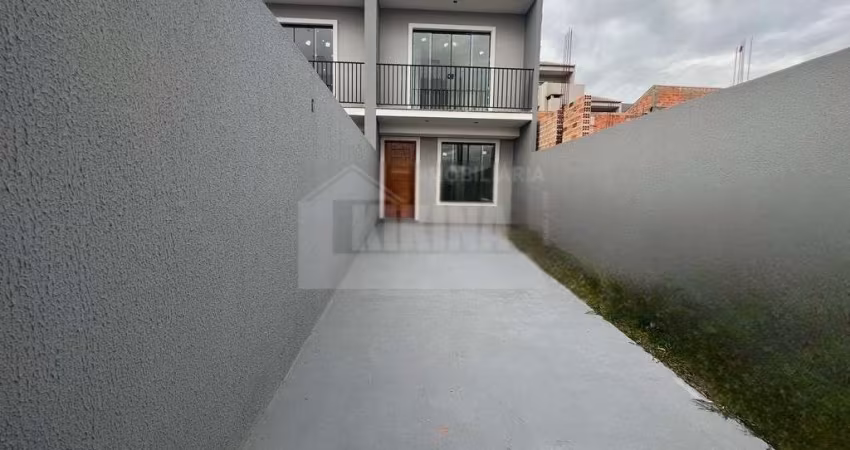 Sobrado com 2 quartos  à venda, 65.00 m2 por R$250000.00  - Cara Cara - Ponta Grossa/PR