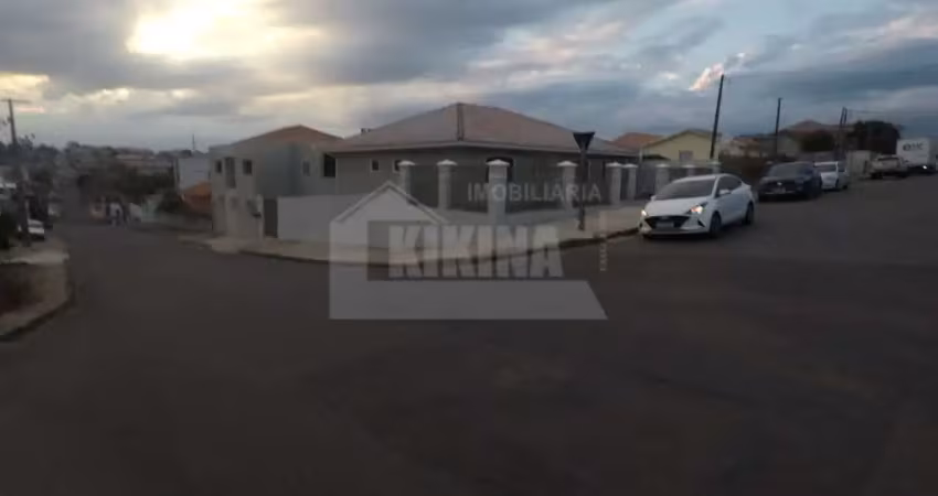 Casa Residencial com 4 quartos  à venda, 218.00 m2 por R$950000.00  - Nova Russia - Ponta Grossa/PR