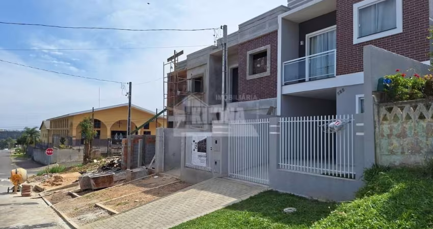 Sobrado com 2 quartos  à venda, 80.00 m2 por R$320000.00  - Boa Vista - Ponta Grossa/PR