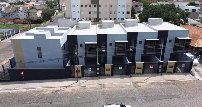 Sobrado com 3 quartos  à venda, 114.00 m2 por R$520000.00  - Jardim Carvalho - Ponta Grossa/PR