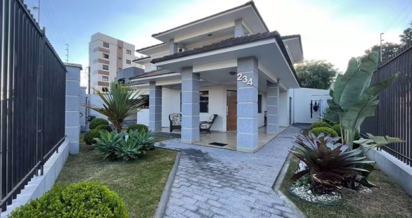 Casa Residencial à venda, 219.72 m2 por R$1550000.00  - Estrela - Ponta Grossa/PR